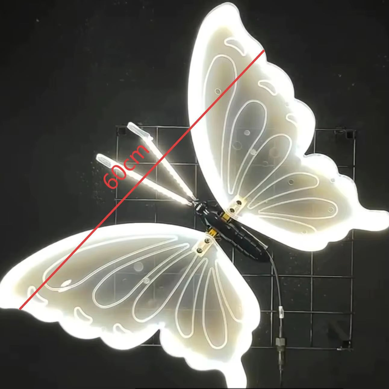 LED Simulated Butterfly Decoration, Vibrating Wings, Christmas Wedding Party Outdoor Wall Tree Garden Decor Butterfly