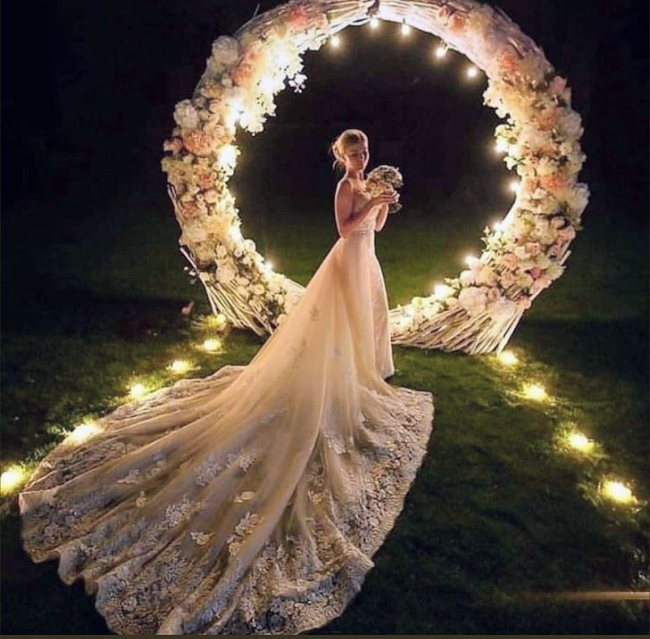 Metal Round Stand Wedding Arch